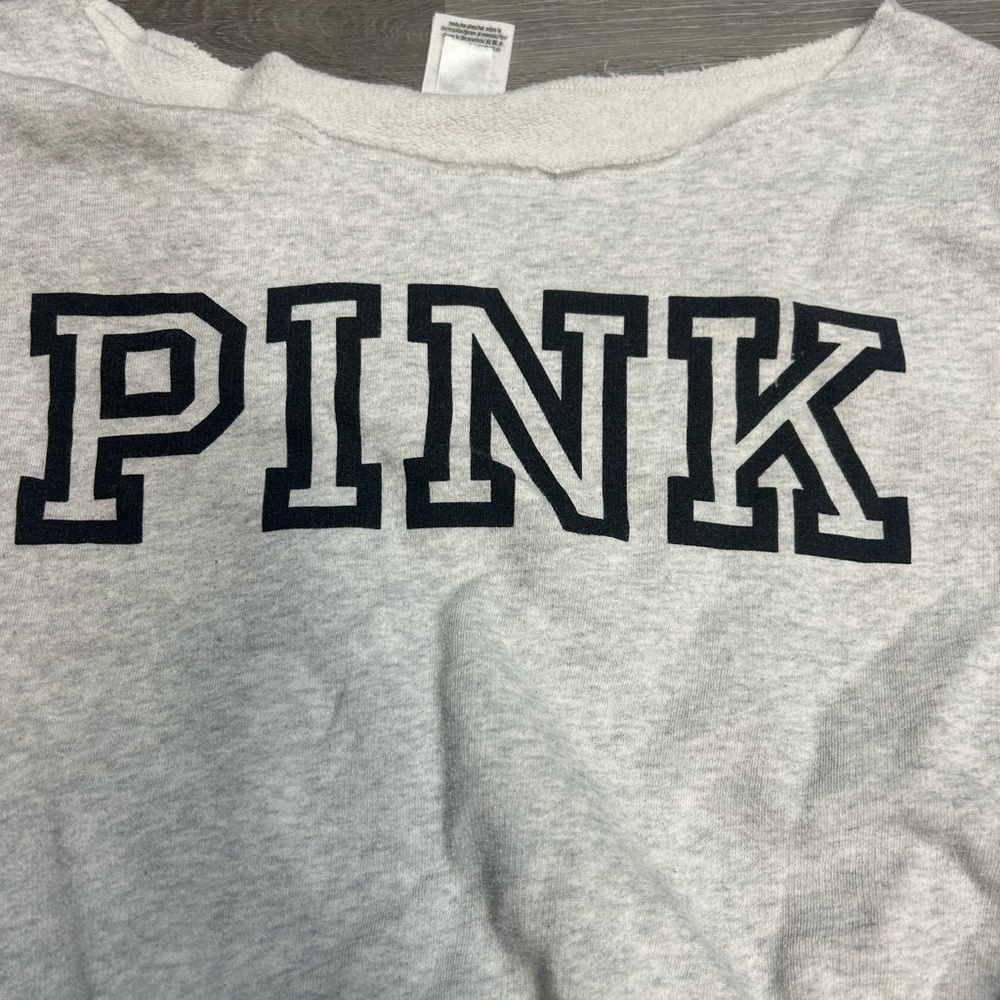 Victoria Secret PINK XS woman’s grey white fleece cropped sweatshirt - Picture 3 of 4